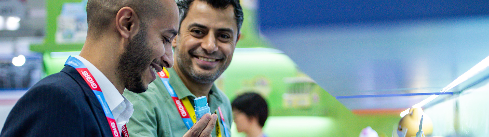 Paperworld Middle East - Exhibitor and visitor interaction at The Spotlight